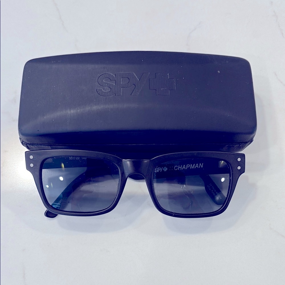SPY Black Sunglasses with Case 🖤🖤🖤